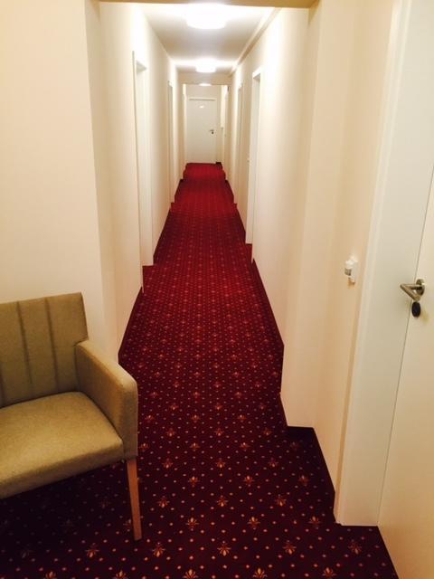 Hotel & Restaurant Rizzelli Superior Нойщат ан дер Айш Екстериор снимка